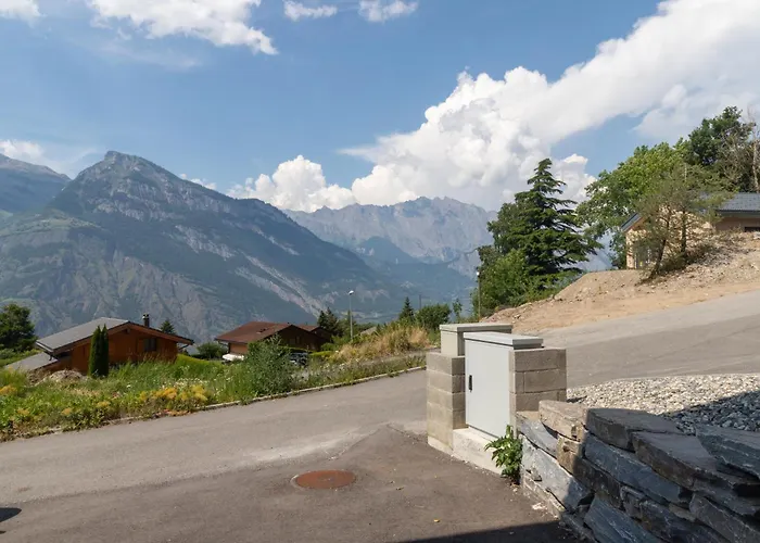 Les Louettes A Sapinhaut Canton Du Valais Oda ve Kahvaltı